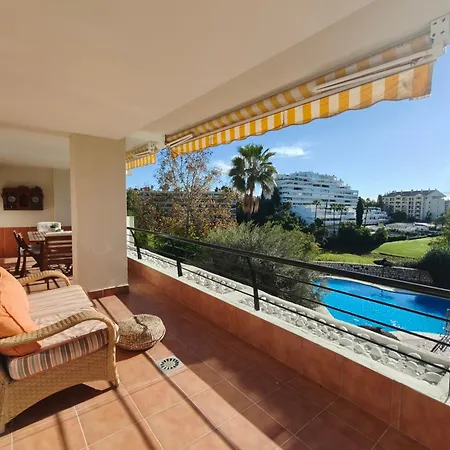 Bonitas Vistas Al Golf Y Piscina En Guadalmina Марбелья