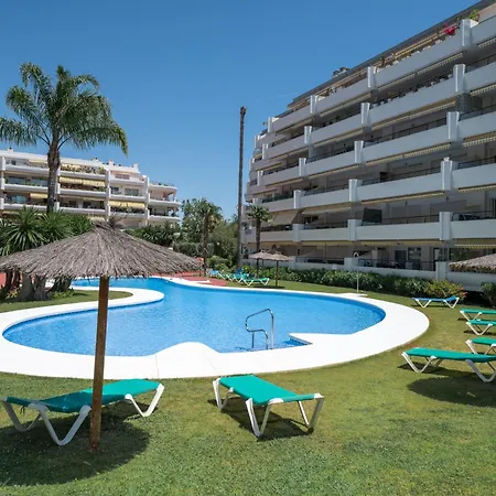 アパート Bonitas Vistas Al Golf Y Piscina En Guadalmina *