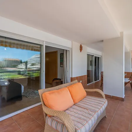 Bonitas Vistas Al Golf Y Piscina En Guadalmina * マルベーリャ