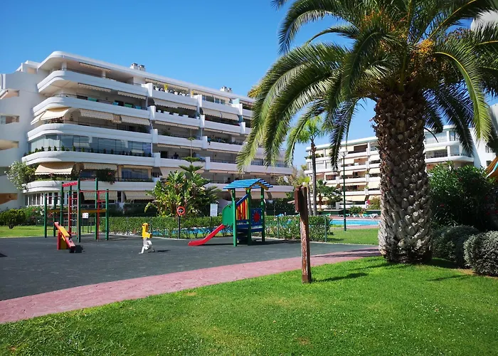 Bonitas Vistas Al Golf Y Piscina En Guadalmina Appartamento *