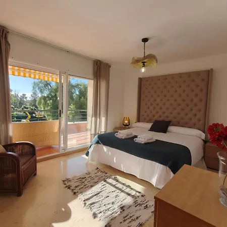 아파트 Bonitas Vistas Al Golf Y Piscina En Guadalmina