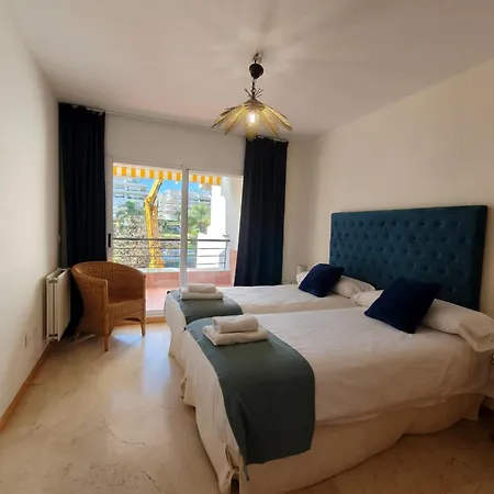 Apartament Bonitas Vistas Al Golf Y Piscina En Guadalmina